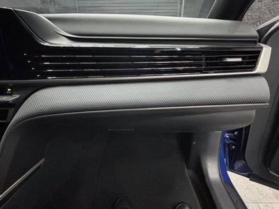 2025 Toyota Camry SE 4dr Sedan