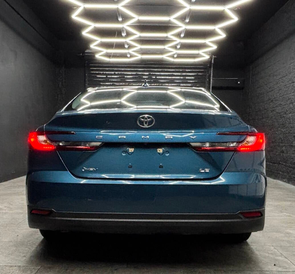 2025 Toyota Camry LE 4dr Sedan