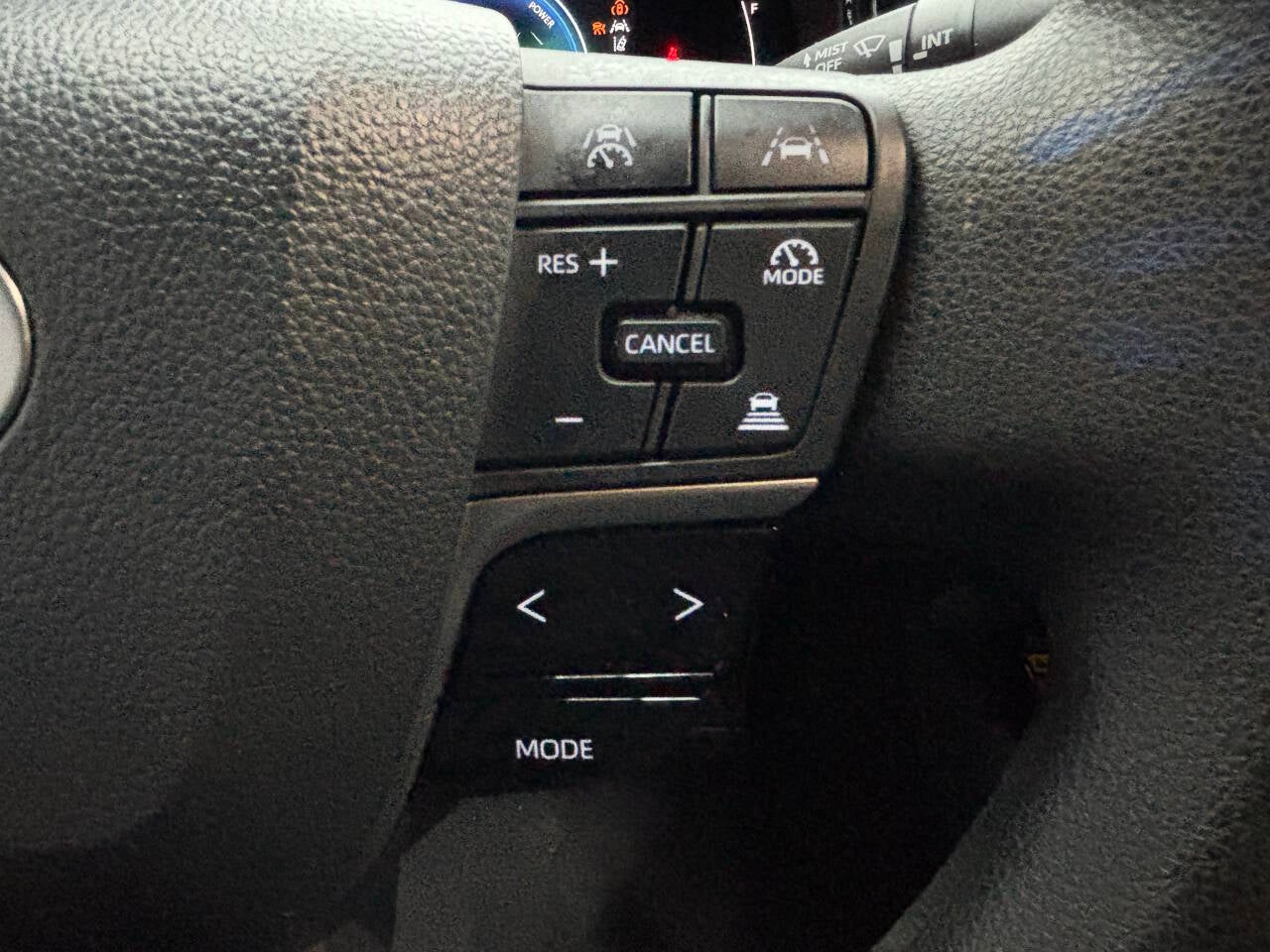 2025 Toyota Camry LE 4dr Sedan