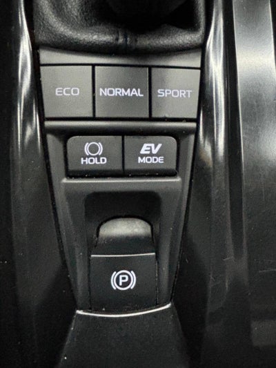 2025 Toyota Camry LE 4dr Sedan