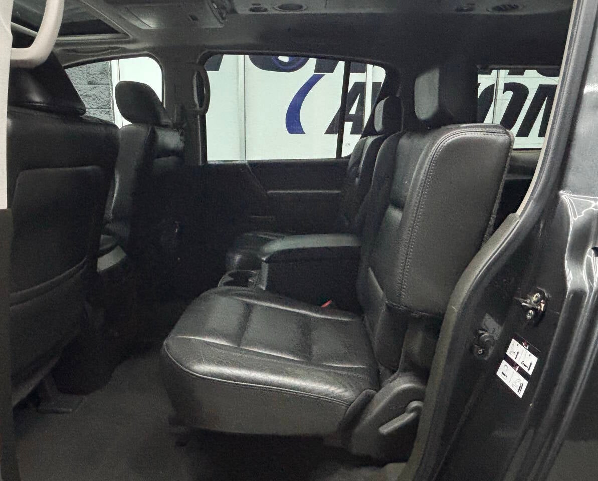 2006 INFINITI QX56 Base 4dr SUV