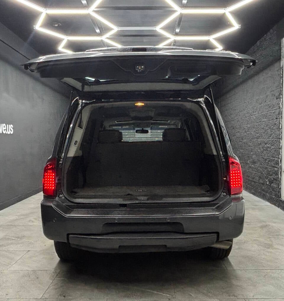 2006 INFINITI QX56 Base 4dr SUV