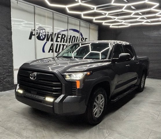 2022 Toyota Tundra 2WD SR5