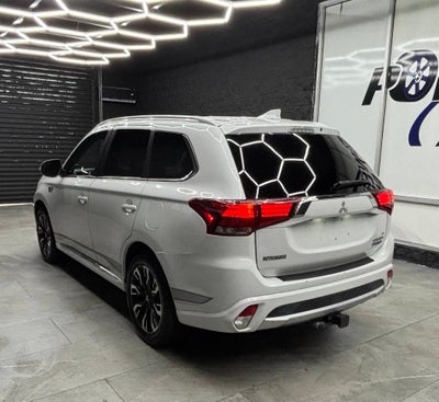 2018 Mitsubishi Outlander PHEV GT AWD 4dr SUV