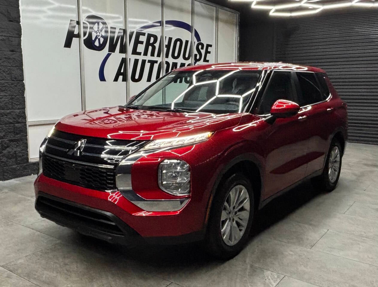 2025 Mitsubishi Outlander ES 4dr SUV