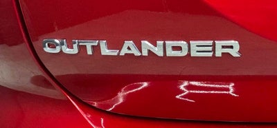 2025 Mitsubishi Outlander ES 4dr SUV