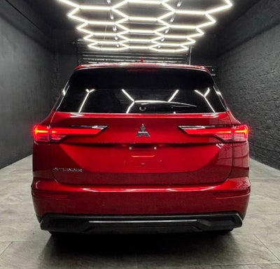 2025 Mitsubishi Outlander ES 4dr SUV