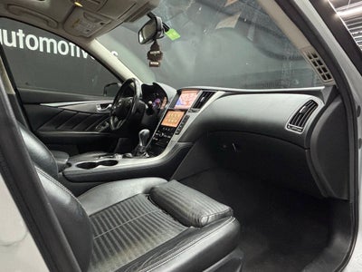 2015 INFINITI Q50 Hybrid Sport 4dr Sedan