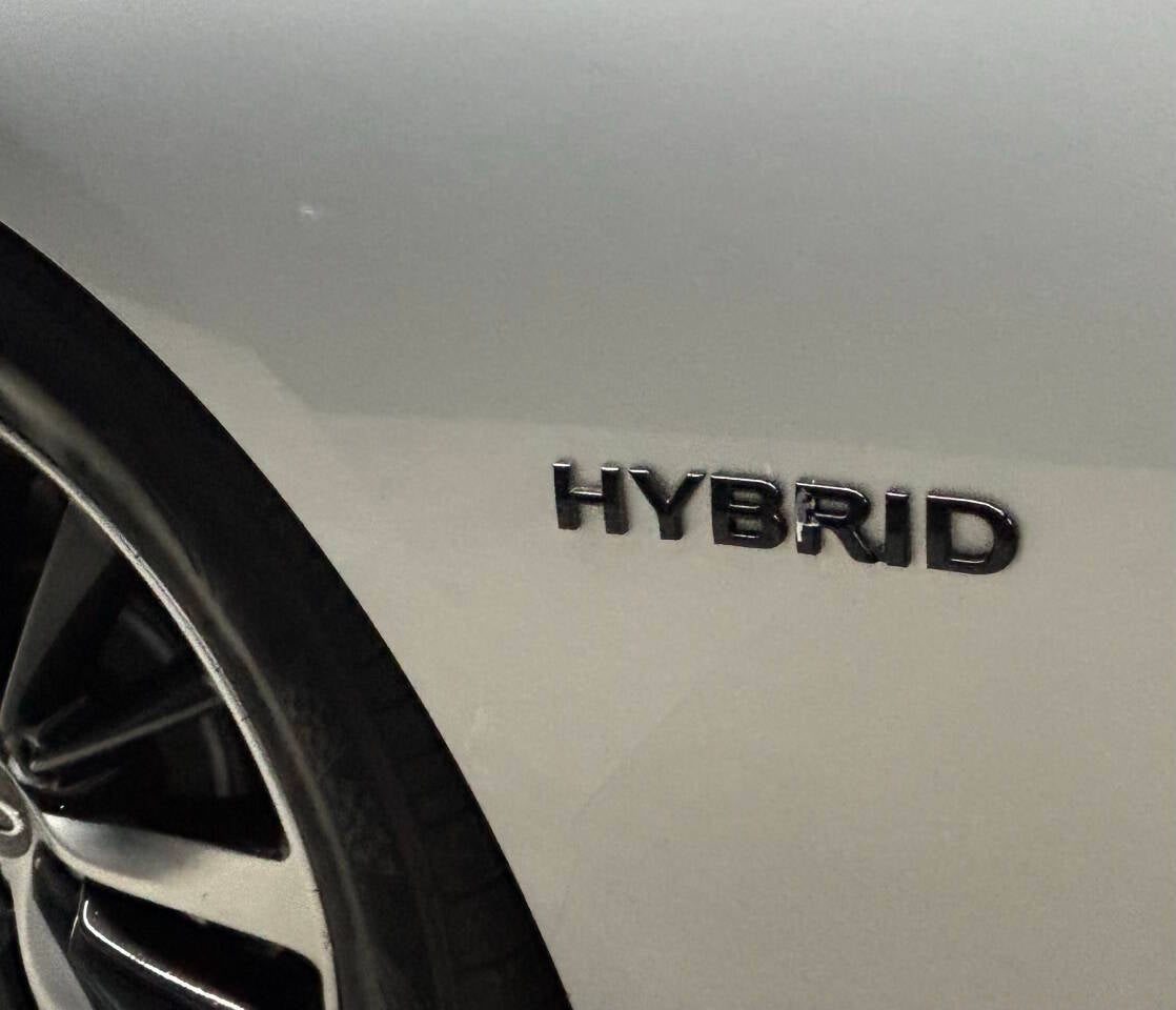 2015 INFINITI Q50 Hybrid Sport 4dr Sedan