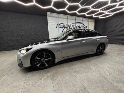 2015 INFINITI Q50 Hybrid Sport 4dr Sedan