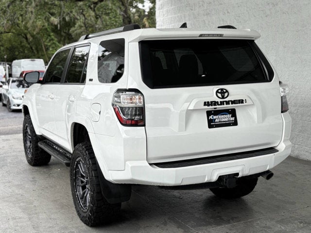 2022 Toyota 4Runner SR5