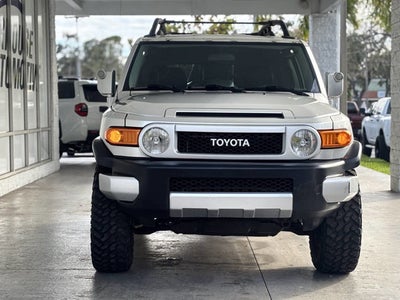 2007 Toyota FJ Cruiser Base 4dr SUV (4L V6 5A)