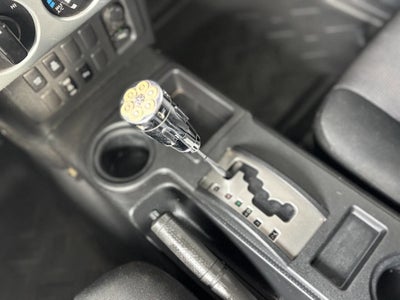 2007 Toyota FJ Cruiser Base 4dr SUV (4L V6 5A)