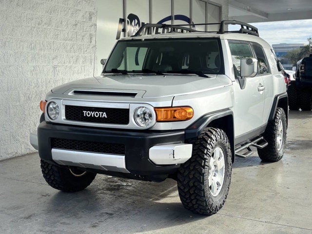2007 Toyota FJ Cruiser Base 4dr SUV (4L V6 5A)