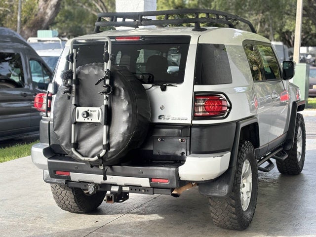 2007 Toyota FJ Cruiser Base 4dr SUV (4L V6 5A)