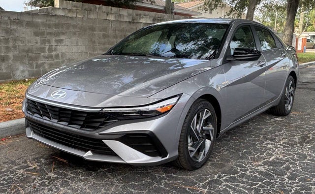 2025 Hyundai Elantra SEL Sport