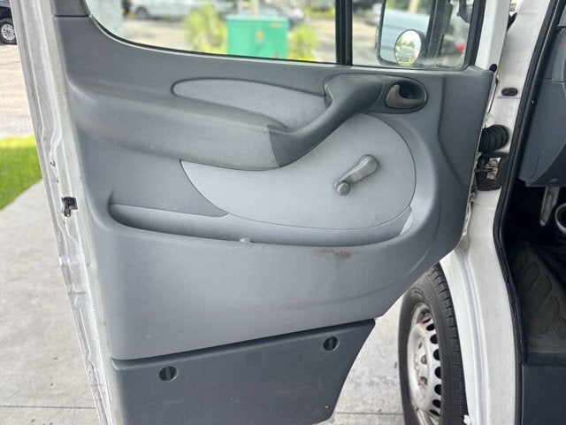 2006 Dodge Sprinter 2500 3dr 140 in. WB Cargo Van