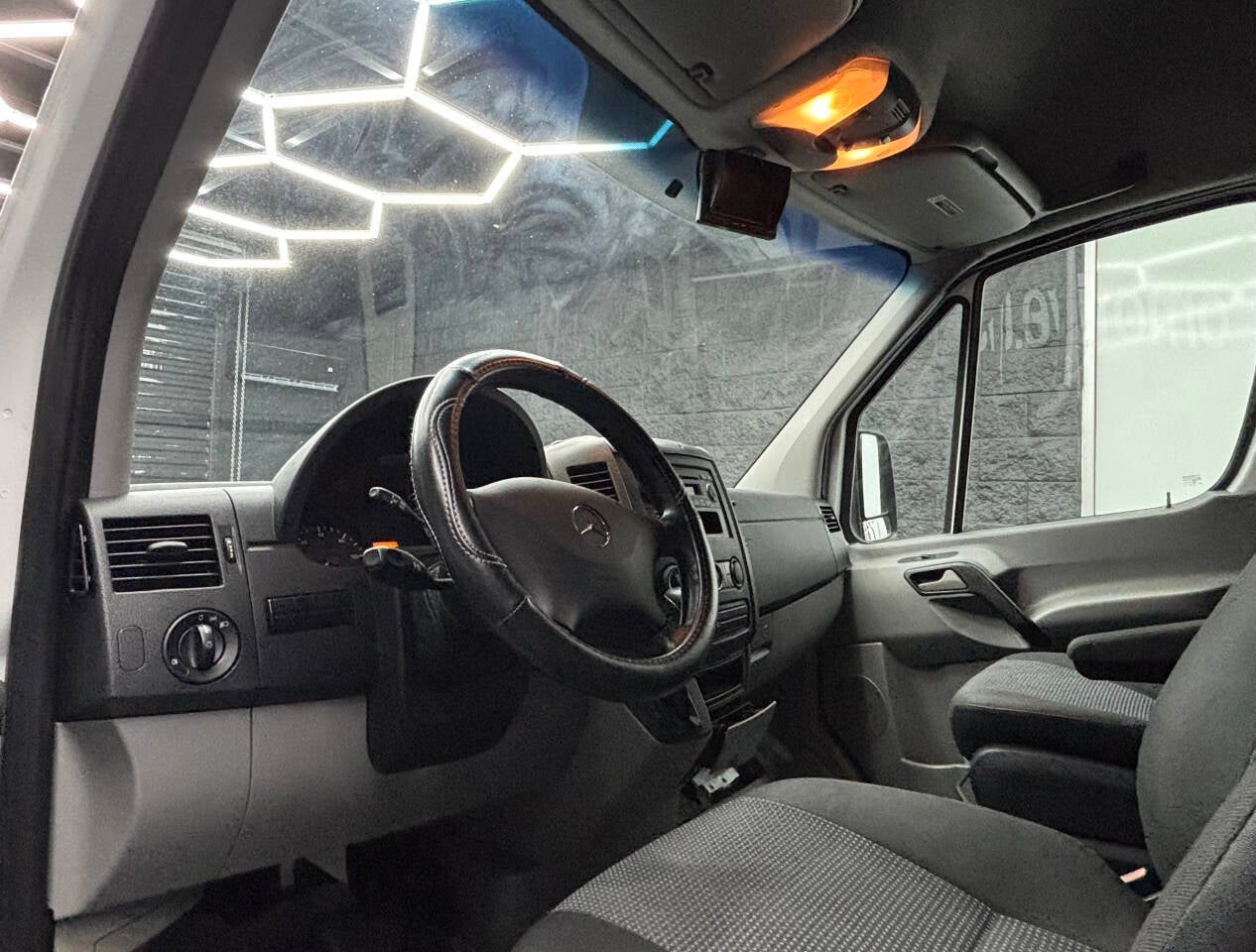 2010 Mercedes-Benz Sprinter 3500 3dr 144 in. WB DRW Cargo Van
