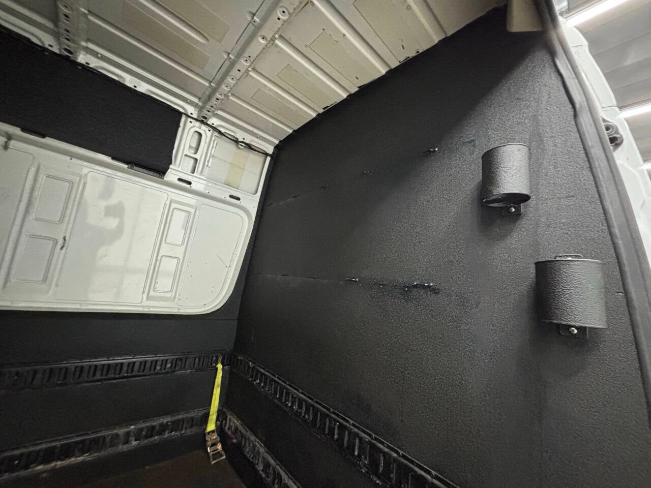 2010 Mercedes-Benz Sprinter 3500 3dr 144 in. WB DRW Cargo Van