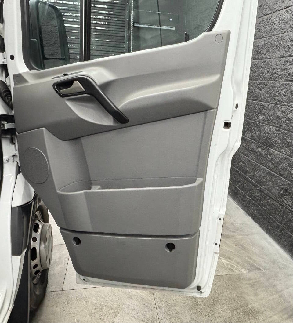 2010 Mercedes-Benz Sprinter 3500 3dr 144 in. WB DRW Cargo Van