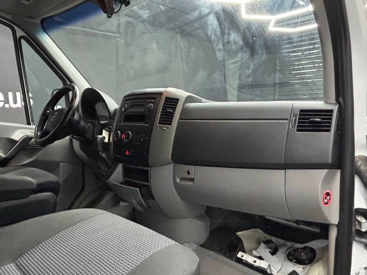 2010 Mercedes-Benz Sprinter 3500 3dr 144 in. WB DRW Cargo Van