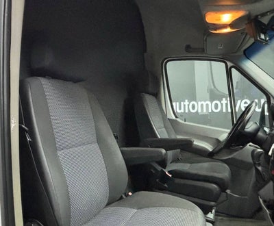 2010 Mercedes-Benz Sprinter 3500 3dr 144 in. WB DRW Cargo Van