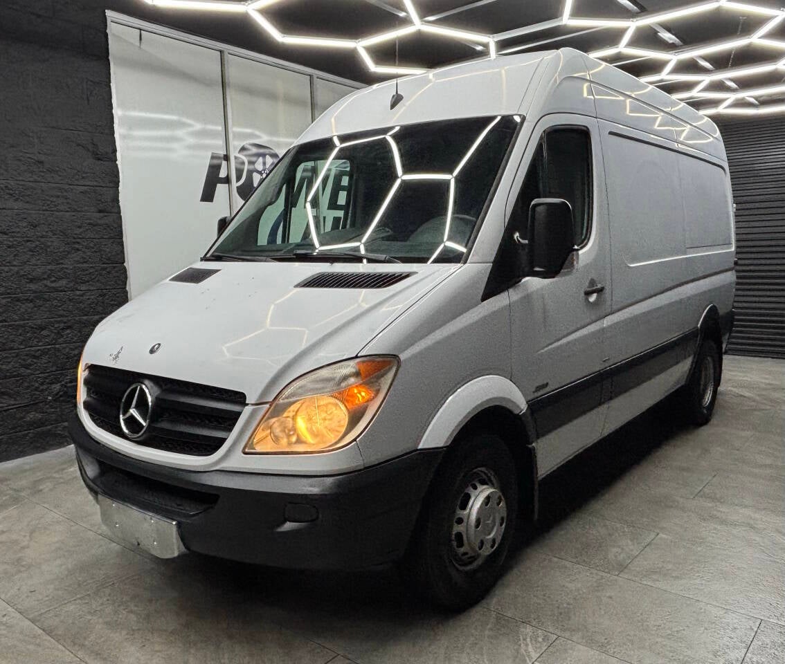 2010 Mercedes-Benz Sprinter 3500 3dr 144 in. WB DRW Cargo Van