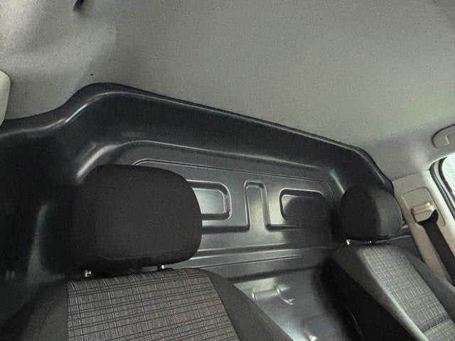 2016 Mercedes-Benz Metris Cargo Van Cargo 3dr Mini Van