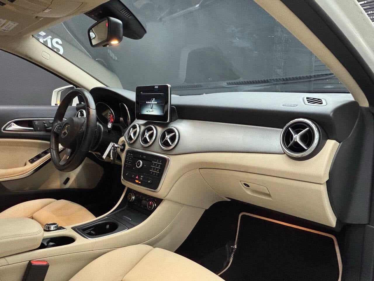 2016 Mercedes-Benz GLA GLA 250 4dr SUV