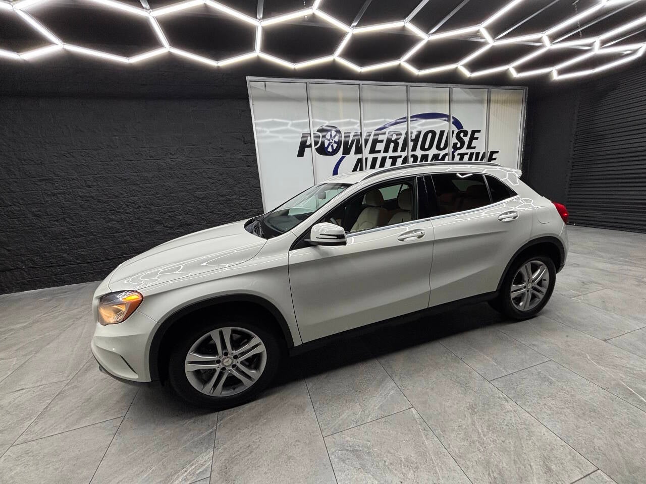 2016 Mercedes-Benz GLA GLA 250 4dr SUV