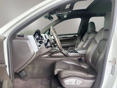 2017 Porsche Cayenne Platinum Edition AWD 4dr SUV