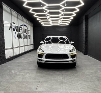 2015 Porsche Macan S