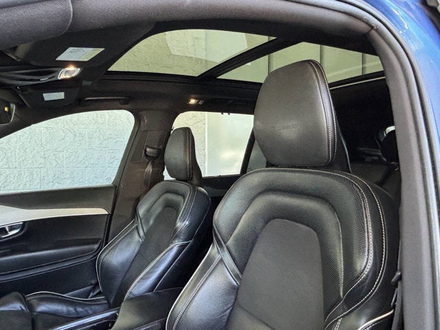 2019 Volvo XC90 R-Design