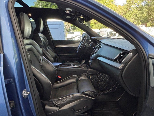 2019 Volvo XC90 R-Design