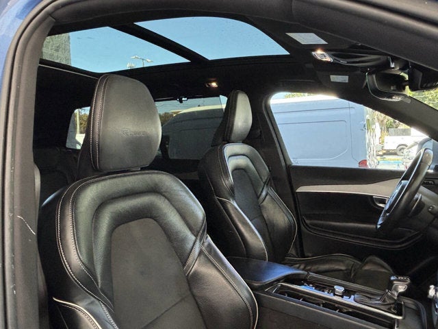 2019 Volvo XC90 R-Design